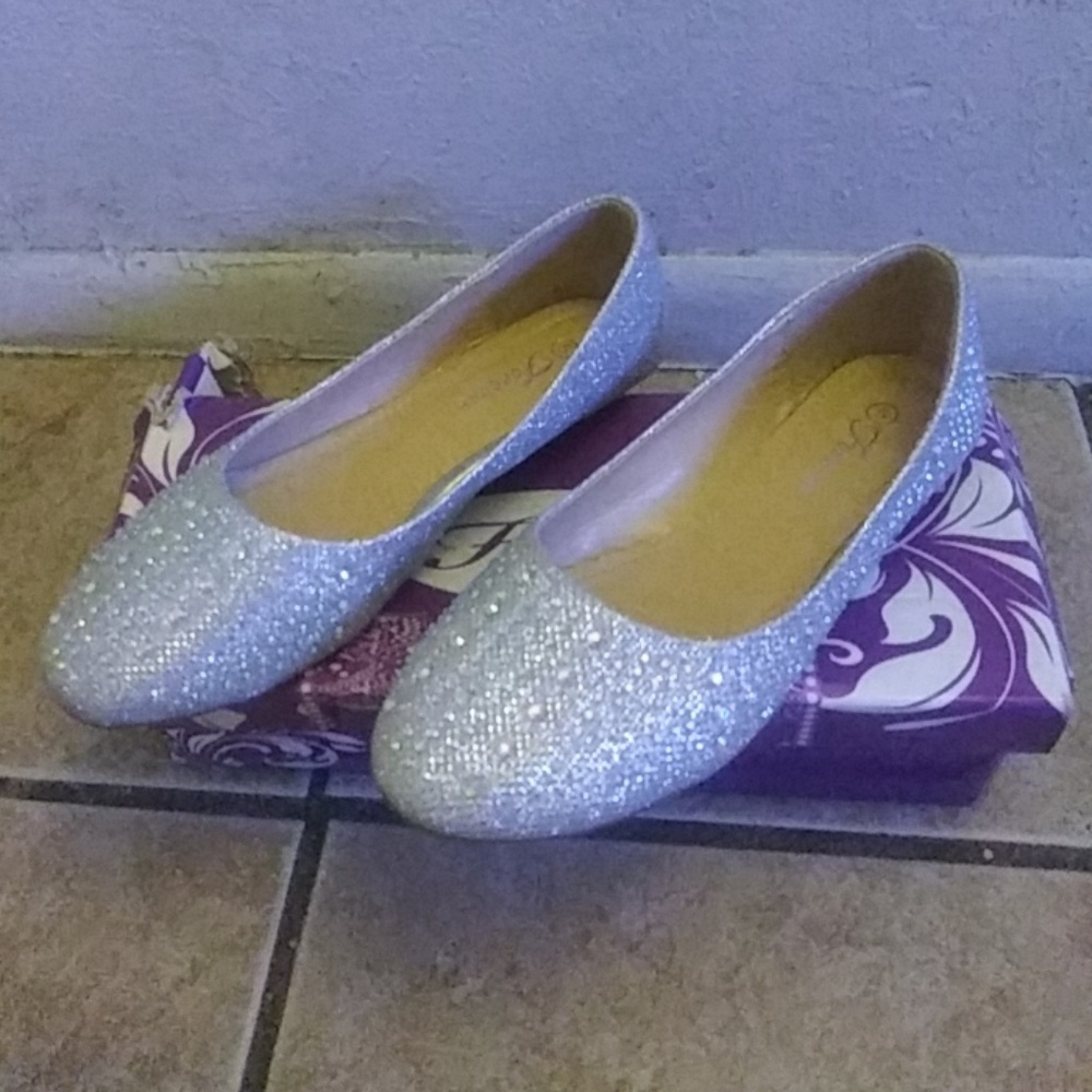 Dressy shoes